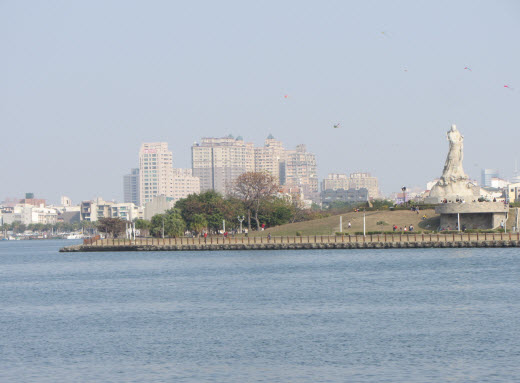 台南安平漁港 林默娘公園