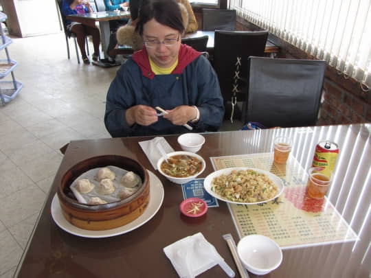 台東海濱 鄰家蒸餃中式茶樓