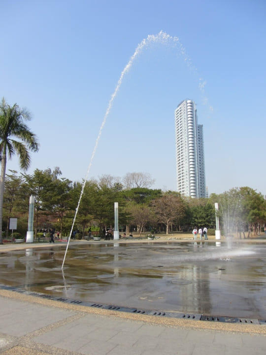 高雄中央公園 水廣場