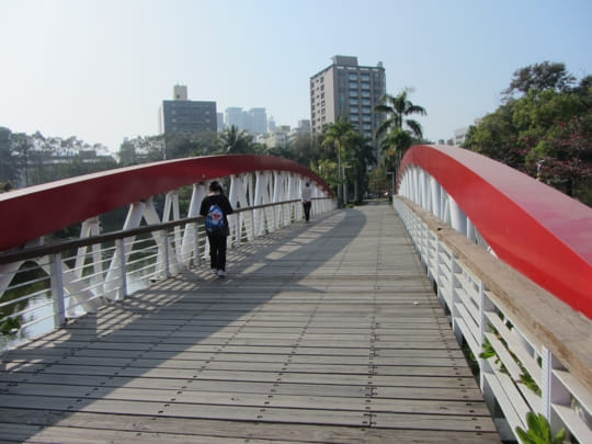 高雄中央公園 景觀湖